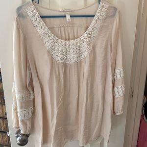Pearl linen top